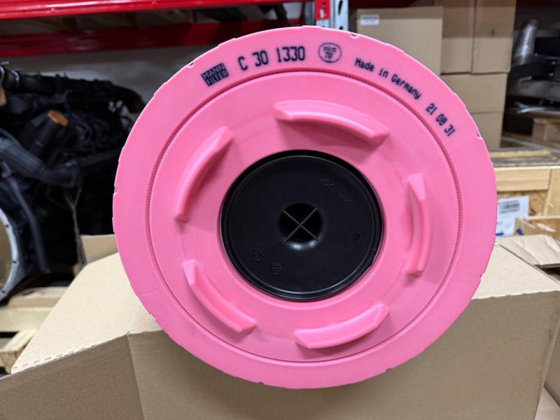 Фильтр воздушный КамАЗ 5490, 6580, 65206, 65801 (основной) D-297 d-200 H-498 Оригинал / Mann+Hummel C301330